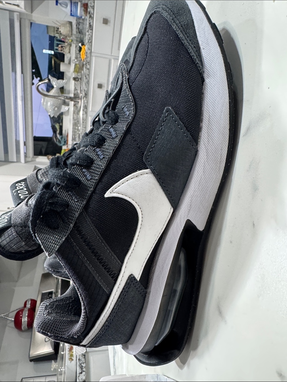 Nike Black and White Retro Runner Sneakers Air Max DC 9402-001